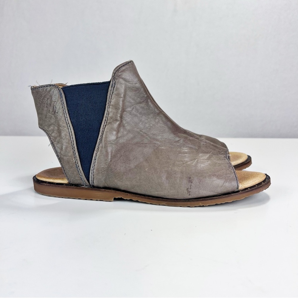 Luxe De Leon Peep Toe‎ Leather Taupe Shoes Women's Size 6 Casual Sandal Boho